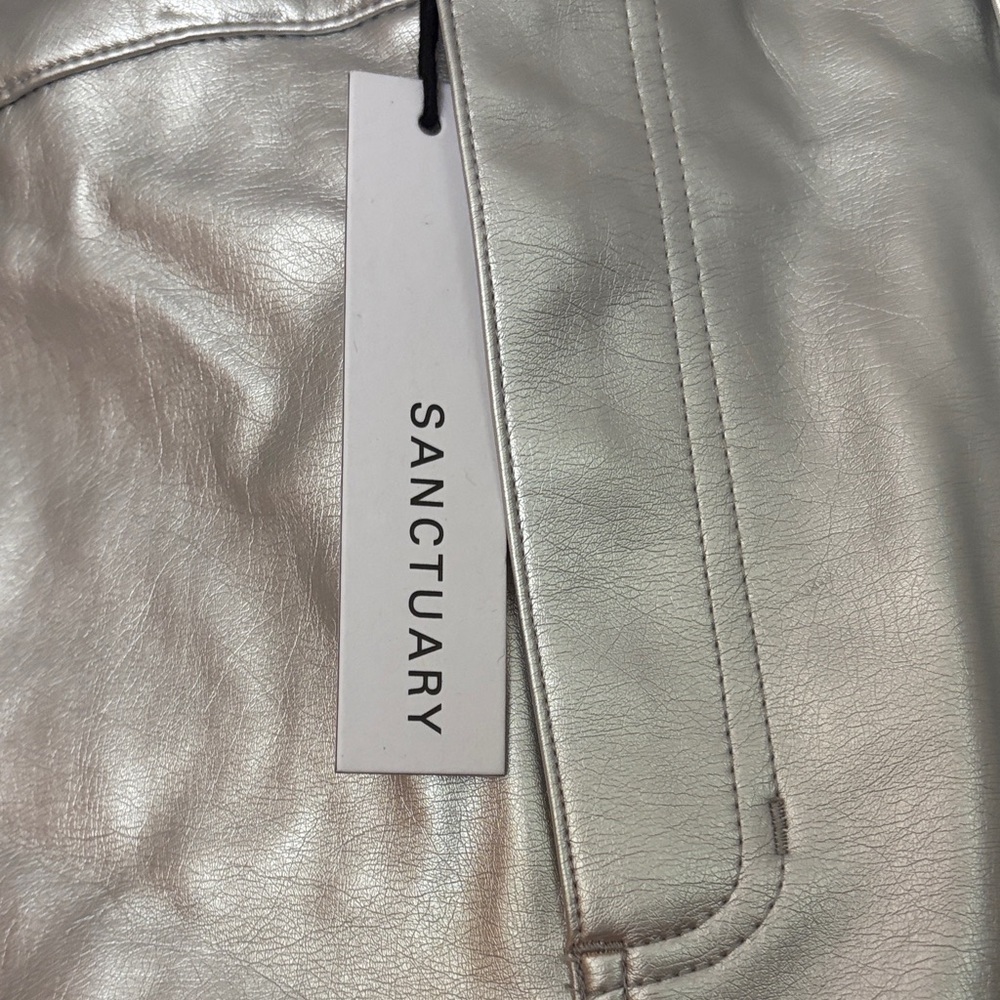 Sanctuary Shimmering Silver Skirt - Picture 7 of 9